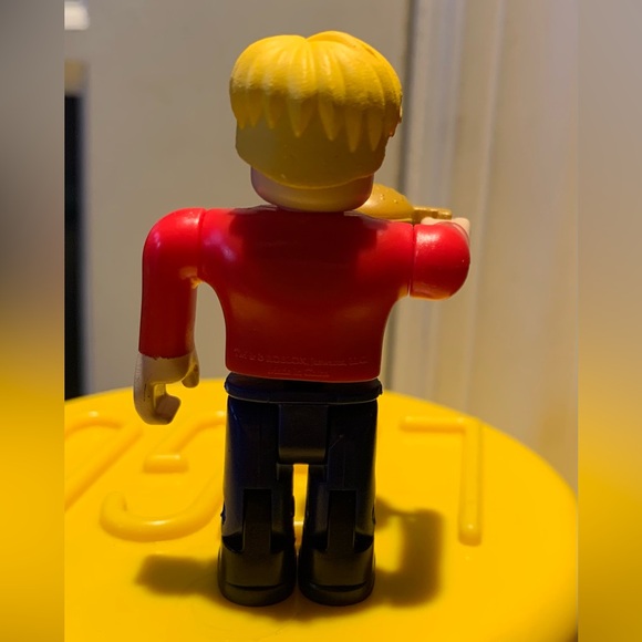 Roblox Fairytale Prince Arthur Action Figure - Picture 2 of 6